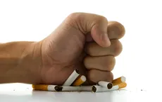 Bỏ thuốc lá sẽ ngăn chặn quá trình suy giảm nhận thức