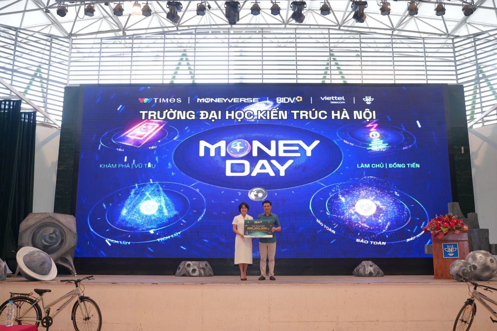Freelancer - Tự do hay tự lo: Gần 1000 sinh viên kiến trúc Hà Nội cháy hết mình cùng Money Day - Ảnh 4.